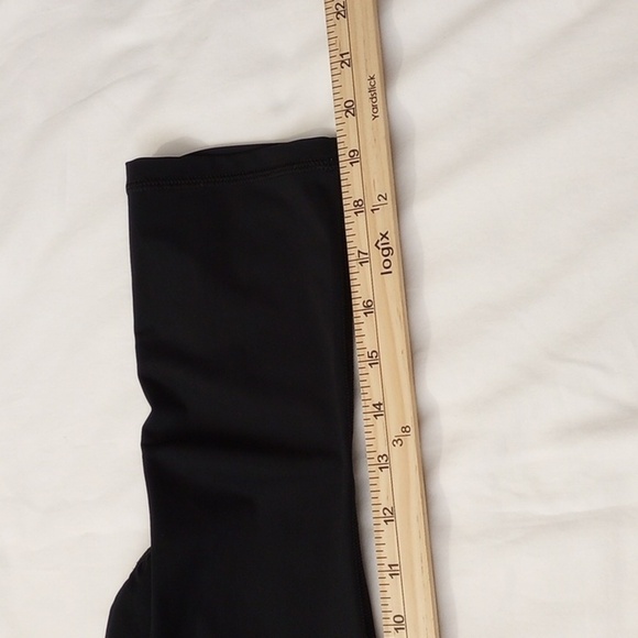 Lululemon Womens Crop Leggings Sz 6 Breezy Camo Black Capris Workout Athletic - Picture 5 of 10